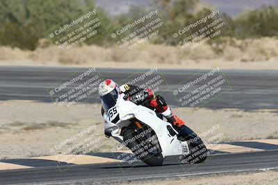 media/Dec-07-2025-CVMA (Sun) [[3e7d2de5dc]]/Race 8-Middleweight Shootout/